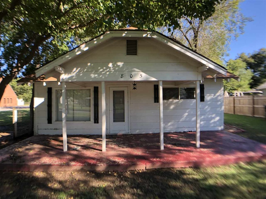 805 W Cedar Ave, Duncan, OK 73533 - photo 1