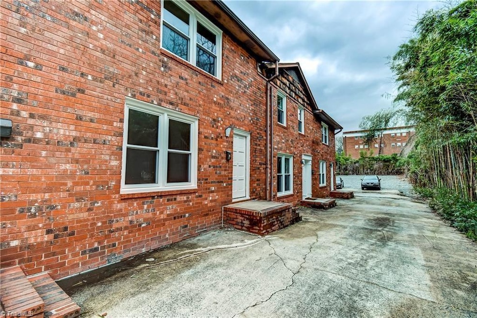 115 S Mendenhall St unit D, Greensboro, NC 27403 - photo 1