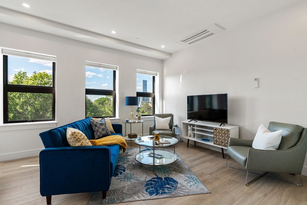 Sold $455,000 • Co-Listing Agent