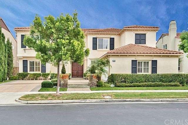 16 Regents - Great Curb Appeal