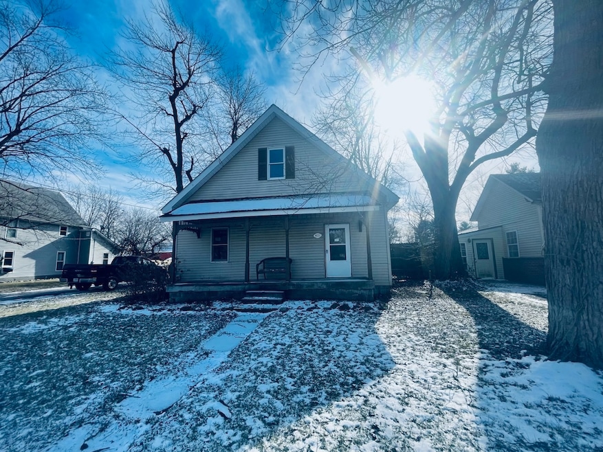 411 E Pike St, Kirklin, IN 46050 - photo 1