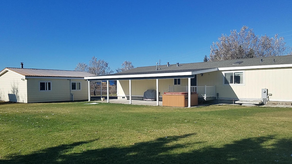 171 Pioneer Rd, Kalispell, MT 59901 - photo 1