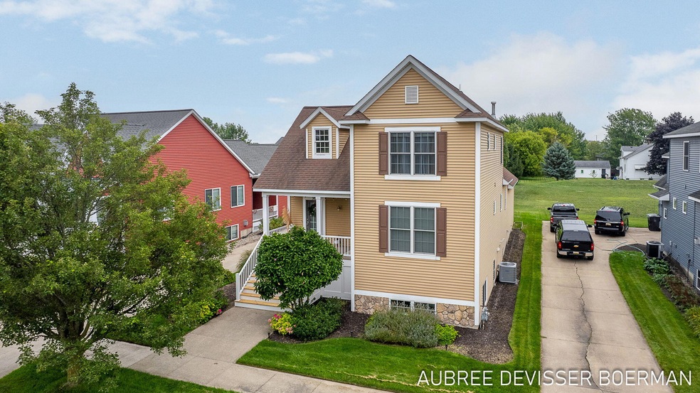 20-web-or-mls-30-knollwood-pkwy