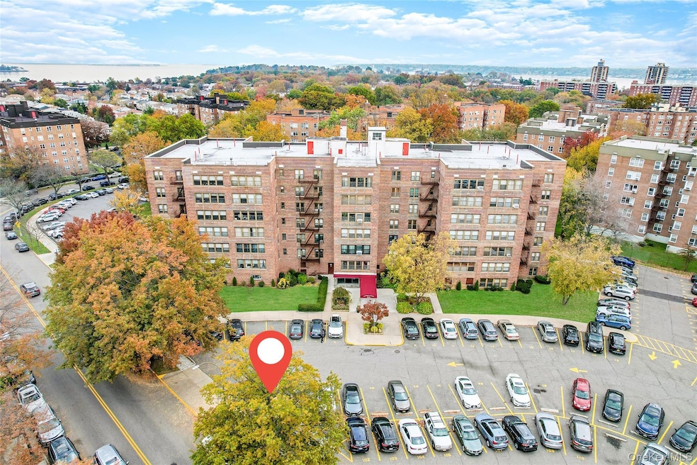 Kennedy Street Quad unit 2B, Bayside, NY 11360 - photo 1