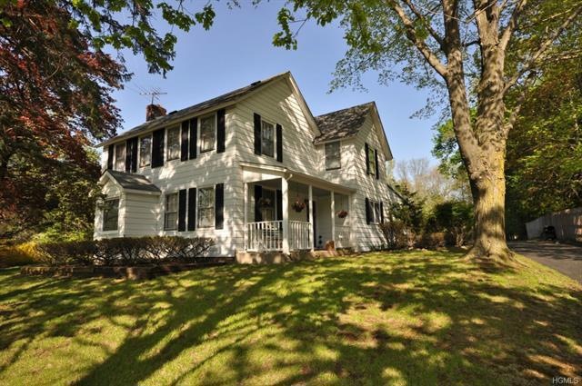 64 S Airmont Rd, Suffern, NY 10901 - photo 1