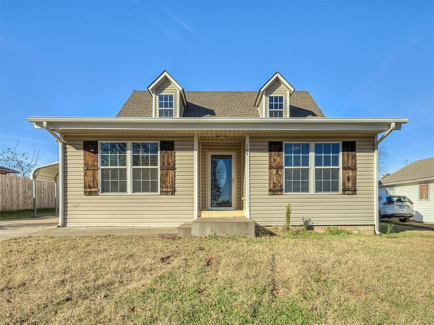 109 SW 3rd St, Jones, OK 73049 - photo 1