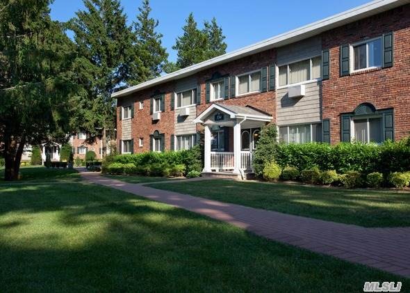 unlisted-address, Hauppauge, NY 11788 - photo 1