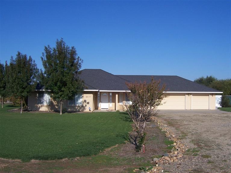 13057 E Jocher Rd, Acampo, CA 95220 - photo 1