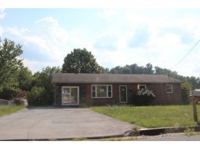 702 Georgia St, Johnson City, TN 37601 - photo 1