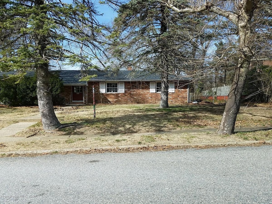 804 Regency Ct, Toms River, NJ 08753 - photo 1