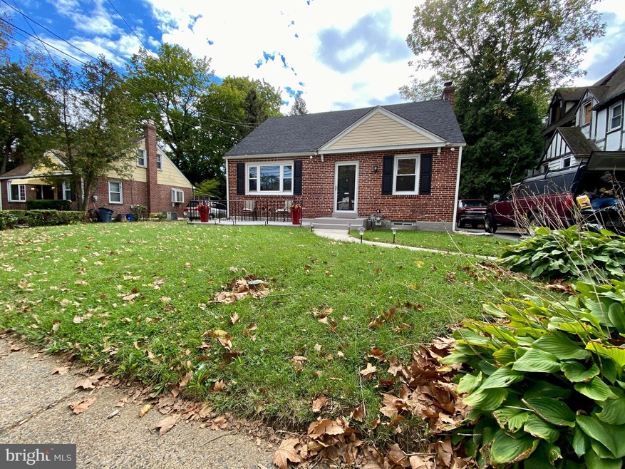 6 Golf Rd, Darby, PA 19023 - photo 1
