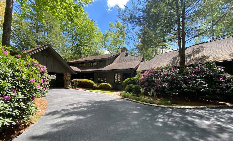 For Sale $10,750,000