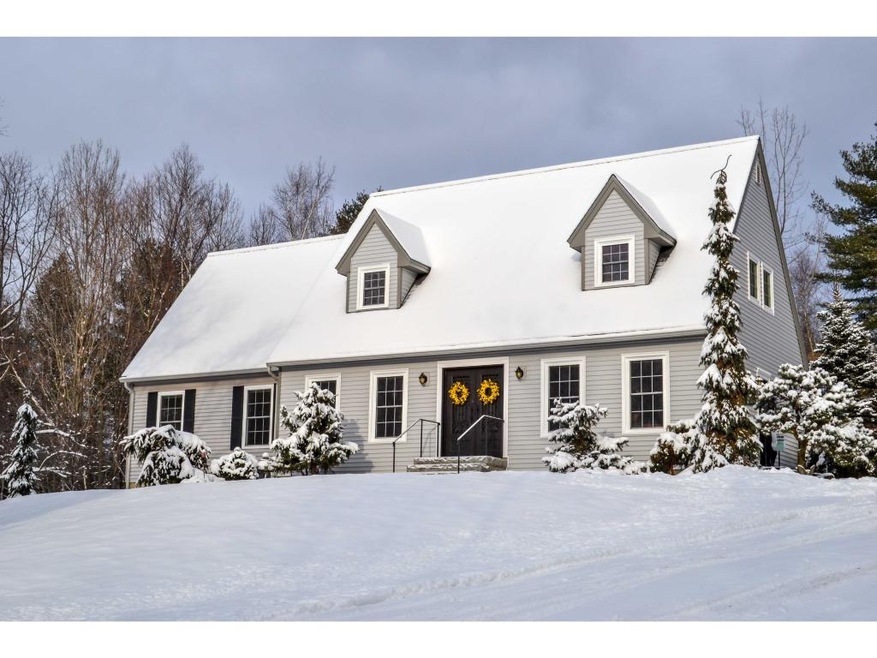 919 Hillview Rd, Richmond, VT 05477 - photo 1