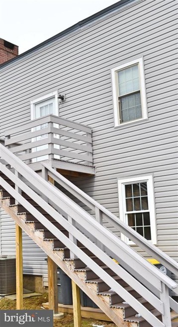 40 W Lancaster Ave unit 2, Downingtown, PA 19335 - photo 1