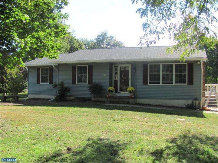 70 Viereck Rd, Swedesboro, NJ 08085 - photo 1