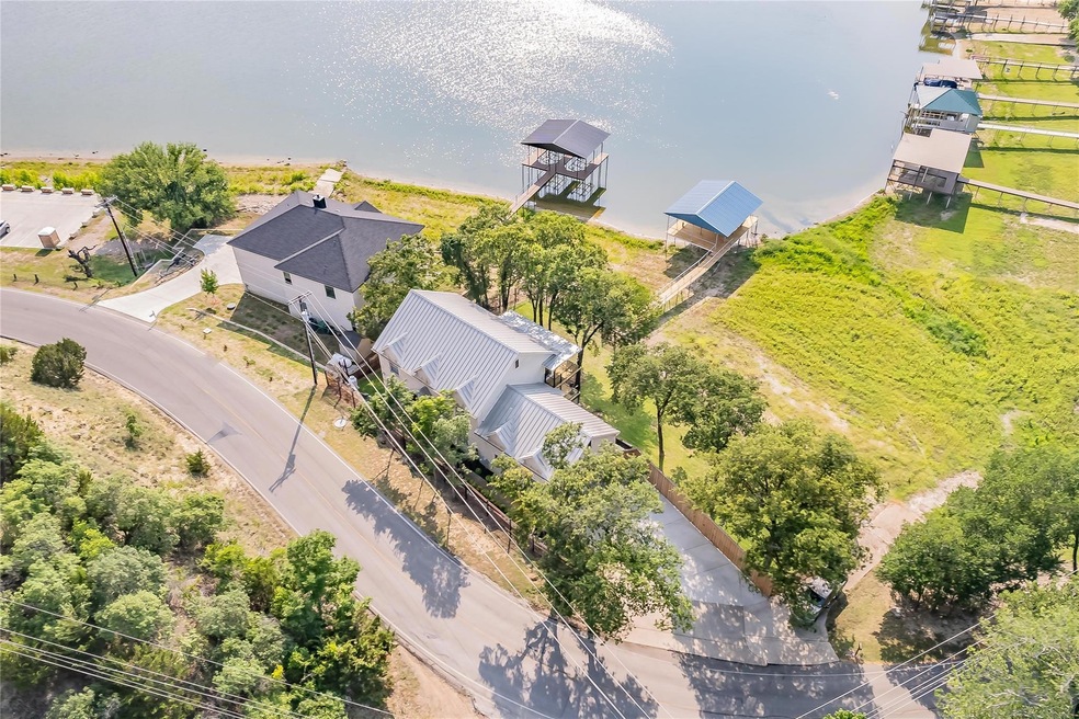 919 E Lake Dr, Weatherford, TX 76087 - photo 1