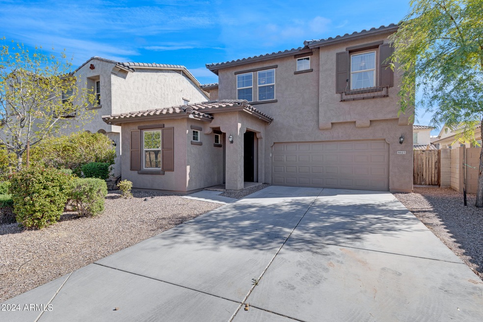 8615 E Desert Ln-1