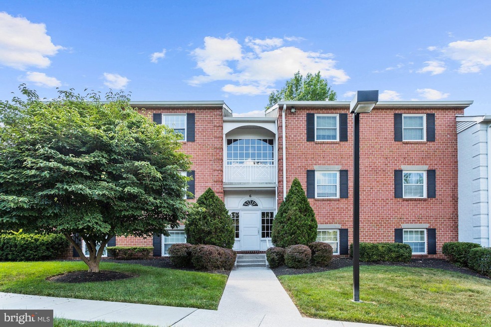 6 Elphin Ct unit 201, Lutherville Timonium, MD 21093 - photo 1