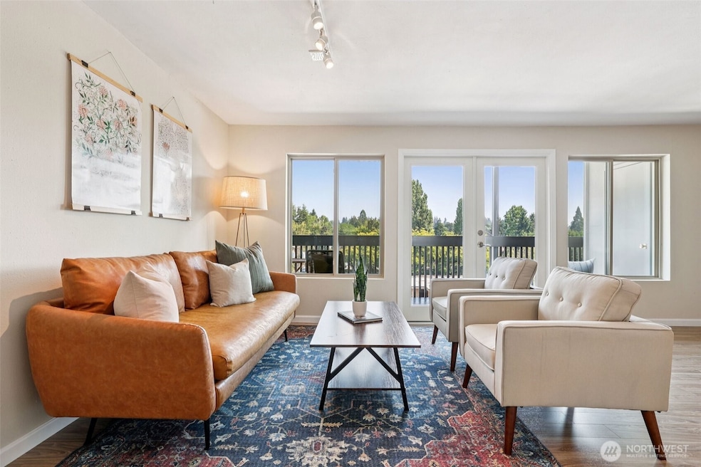 For Sale $370,000 • Co-Listing Agent