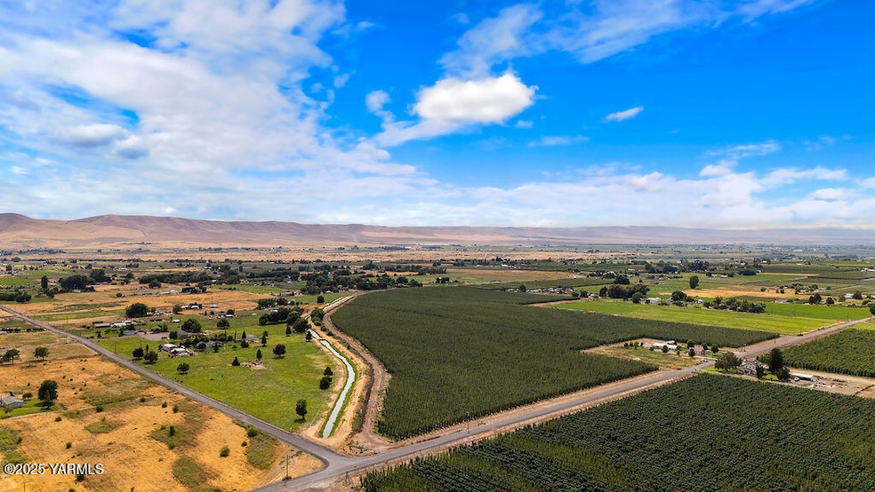 NKA Apricot Rd, Grandview, WA 98930 - photo 1