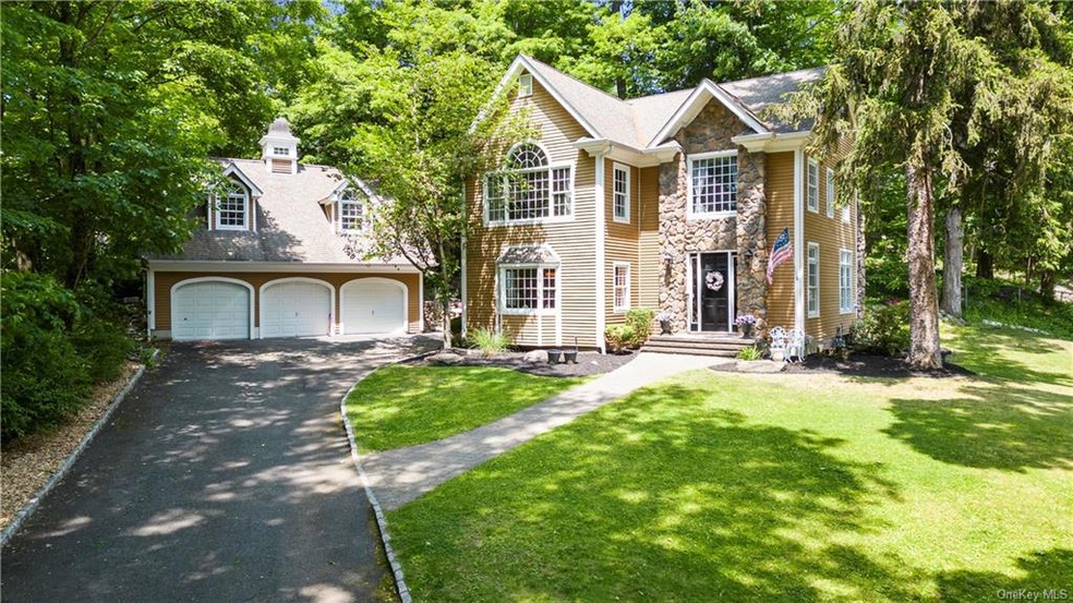 27 Lake Rd, Suffern, NY 10901 - photo 1