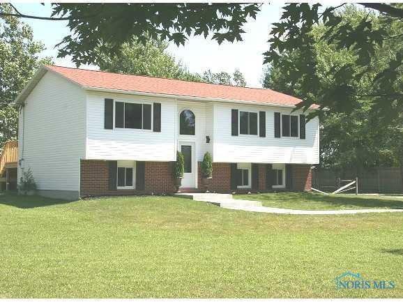 2209 N Reiman Rd, Genoa, OH 43430 - photo 1