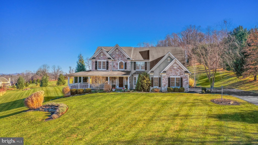 4000 Highfield Ln, Center Valley, PA 18034 - photo 1