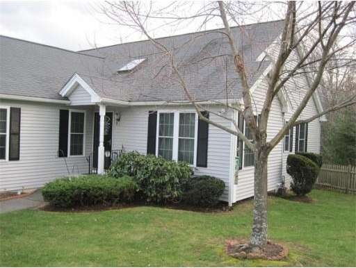 42 Country Squire Rd, Uxbridge, MA 01569 - photo 1