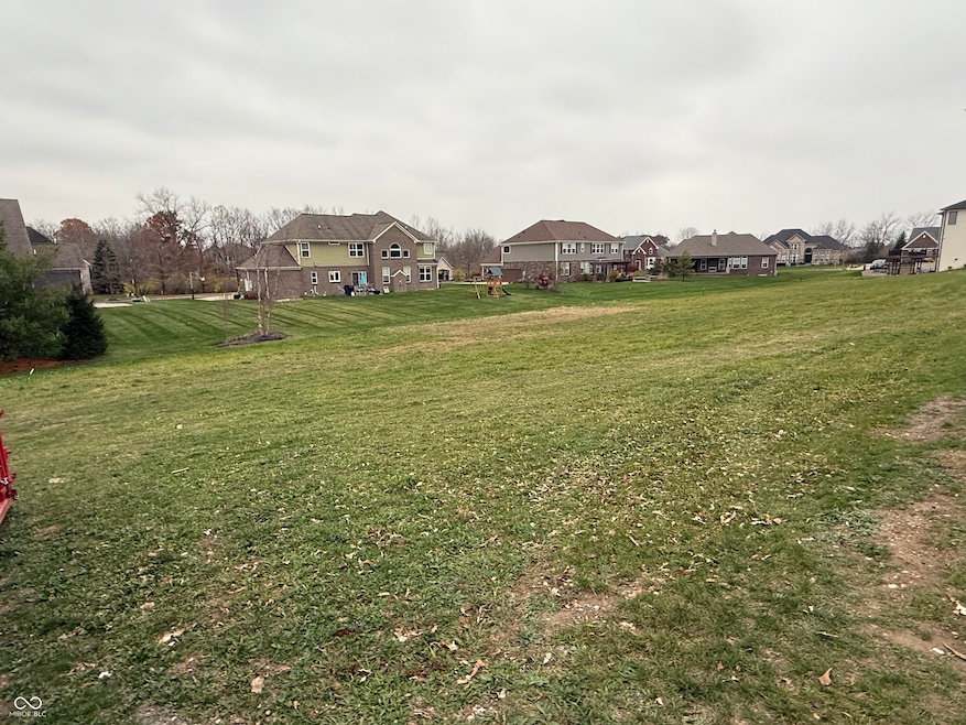 3733 W 121st St, Zionsville, IN 46077 - photo 1