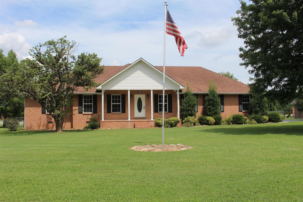 425 Brandon Rd...Over 2100 sqft  3bedroom 2 bath home In the New Union Community