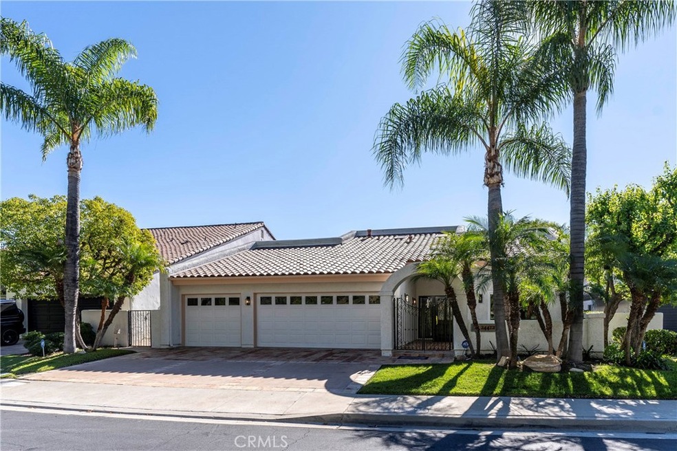 24412 Voltara Ct, Calabasas, CA 91302 - photo 1