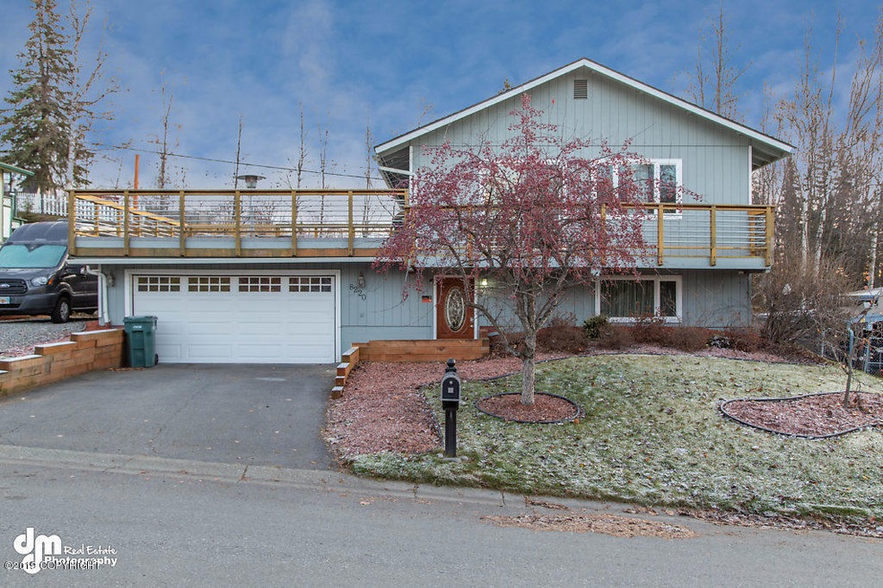 Exterior Front_3997-SMALL