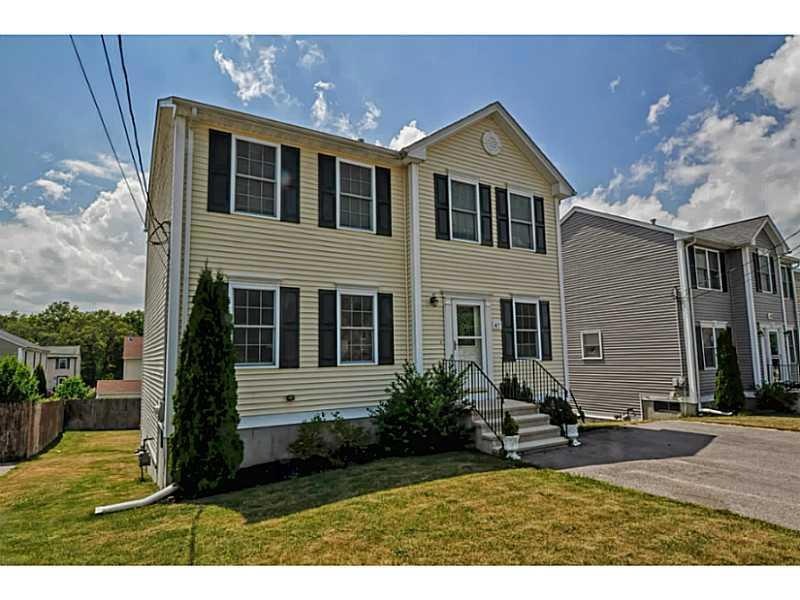 47 Governor St, Cumberland, RI 02864 - photo 1