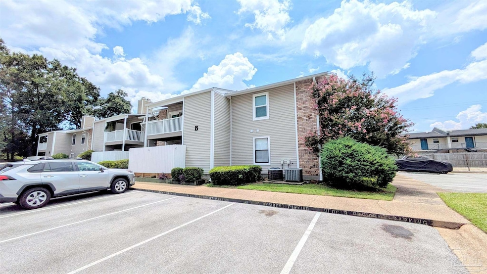 For Rent $1,400/month