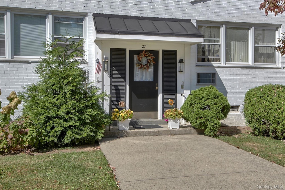 27 Avon Cir unit C, Rye Brook, NY 10573 - photo 1
