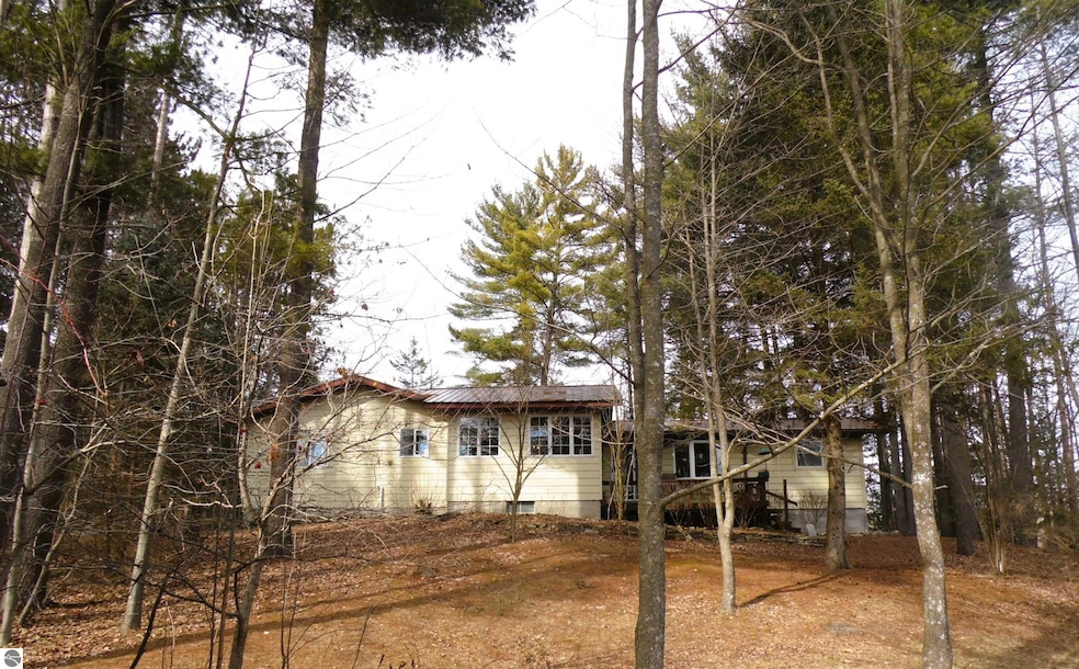 Sold $319,000