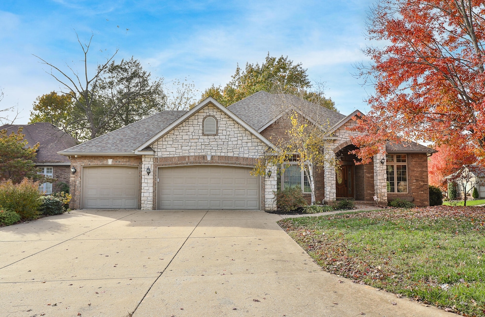 5055 S Old Oak Way, Springfield, MO 65810 - photo 1