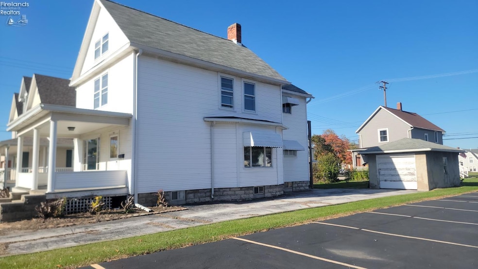 720 W State St, Fremont, OH 43420 - photo 1