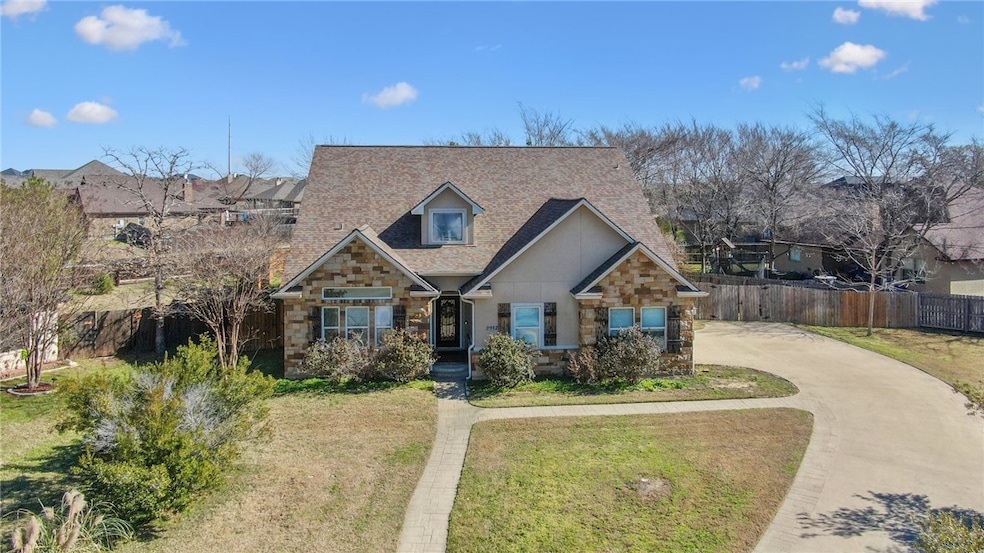 View of front of home with a front lawn