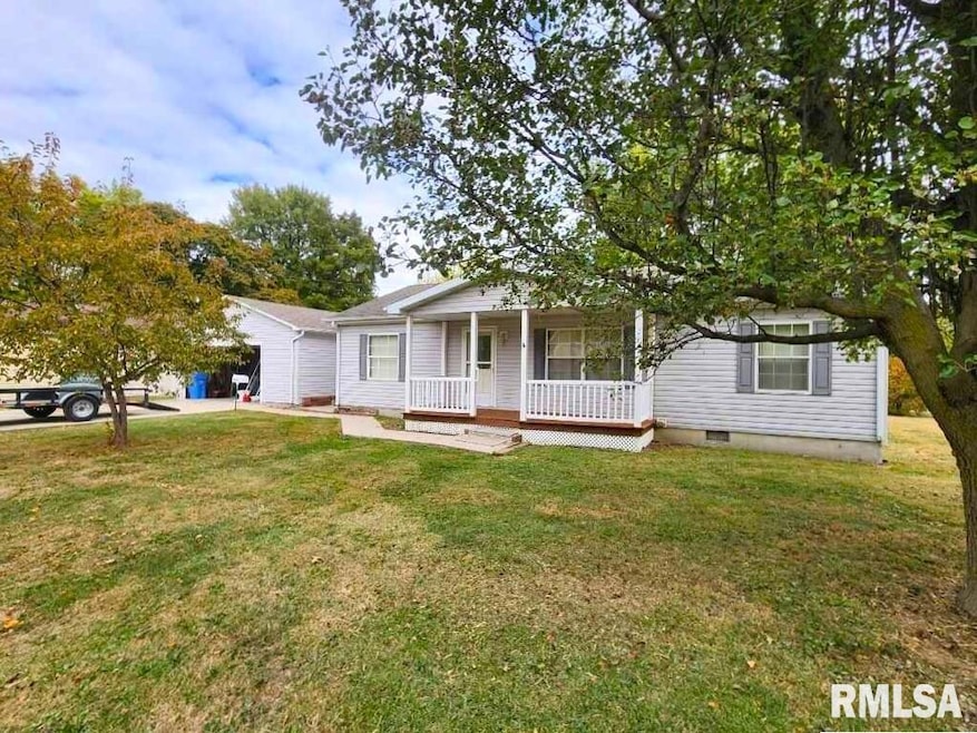 0 S 7th St, Girard, IL 62640 - photo 1