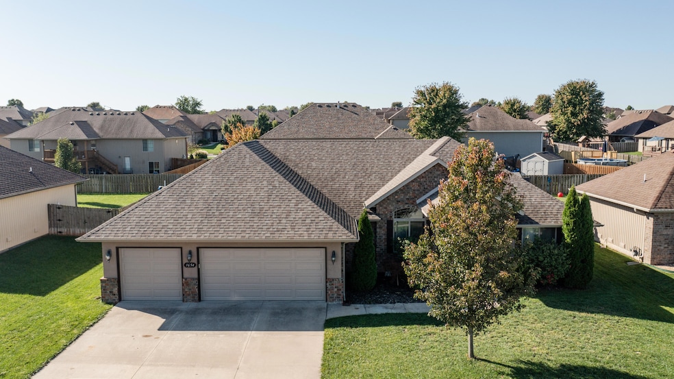 1654 E New Madrid, Republic, MO 65738 - photo 1