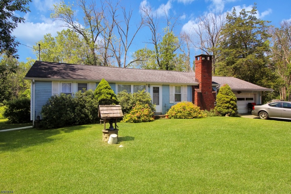 57 Titman Rd, Belvidere, NJ 07823 - photo 1