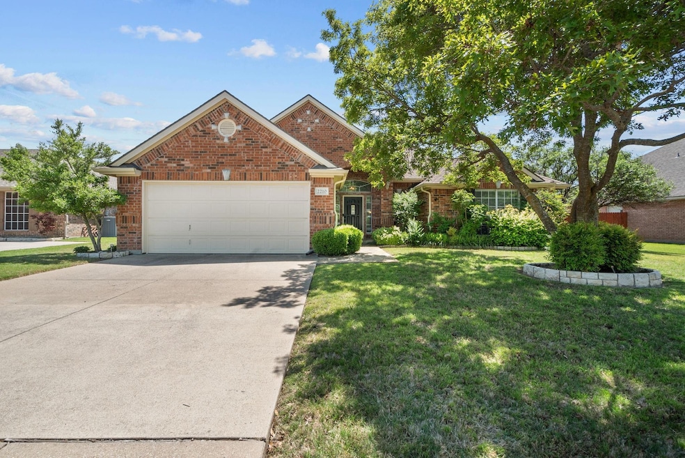 2210 Old Foundry Rd, Weatherford, TX 76087 - photo 1
