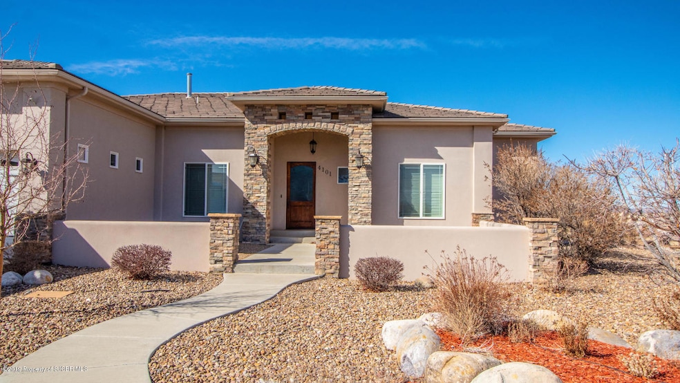 4101 Vista Pinon Dr, Farmington, NM 87401 - photo 1