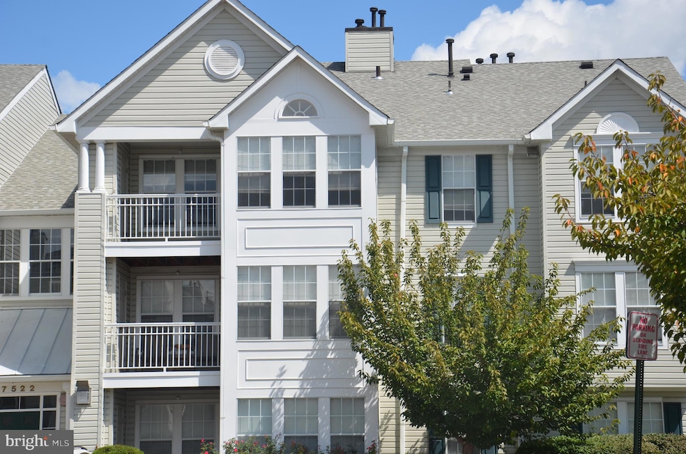 7522 Snowpea Ct unit 24, Alexandria, VA 22306 - photo 1