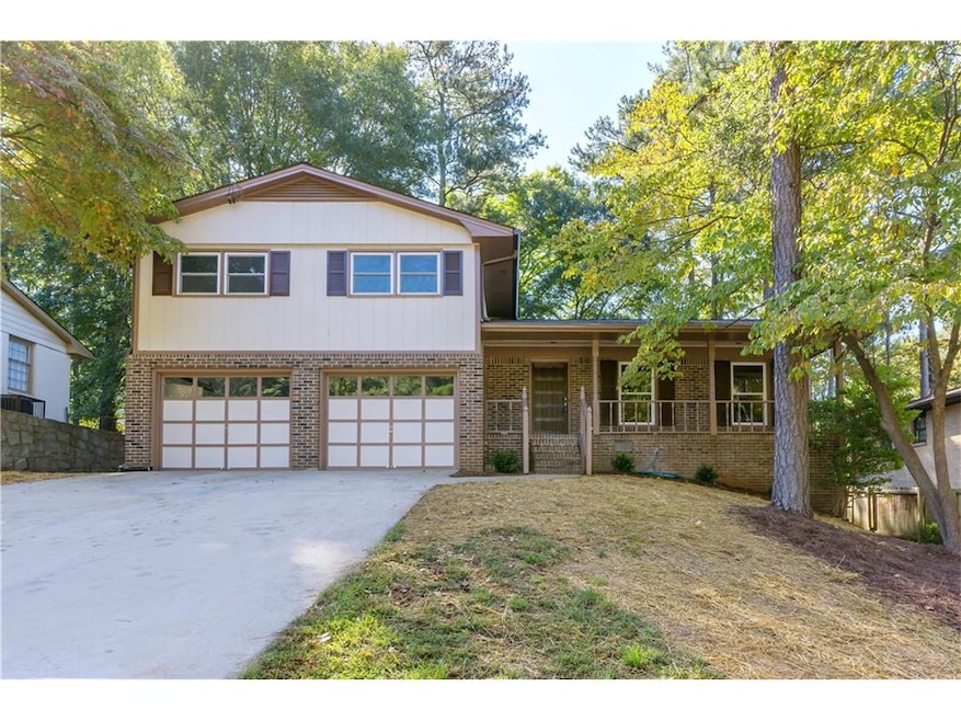 Gorgeous and full renovated split level home!
