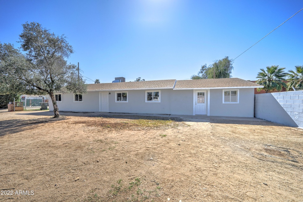1826 N 24th Way-2