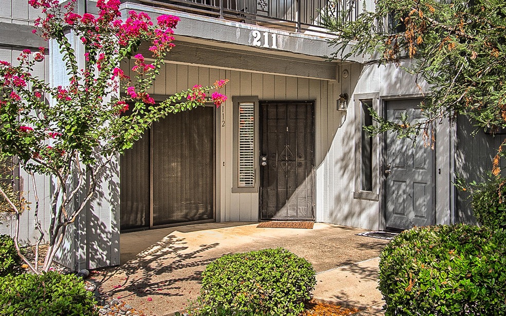 Building 211 Unit 112