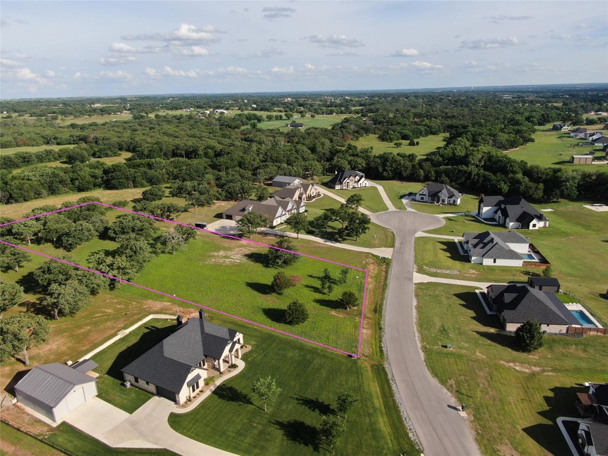 135 Dallas St, Decatur, TX 76234 - photo 1