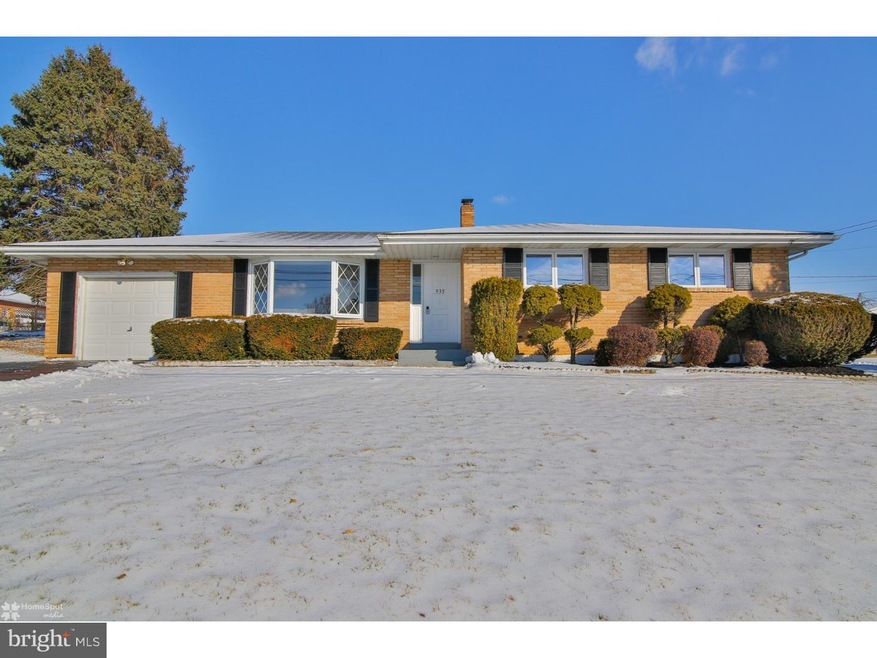 956 Kossuth St, Freemansburg, PA 18017 - photo 1